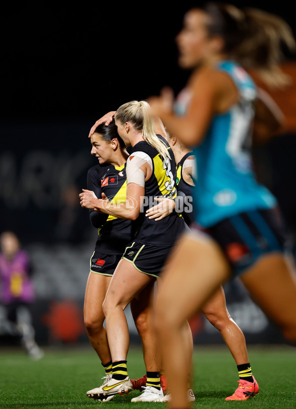 AFLW 2024 Round 05 - Richmond v Port Adelaide - A-54320394