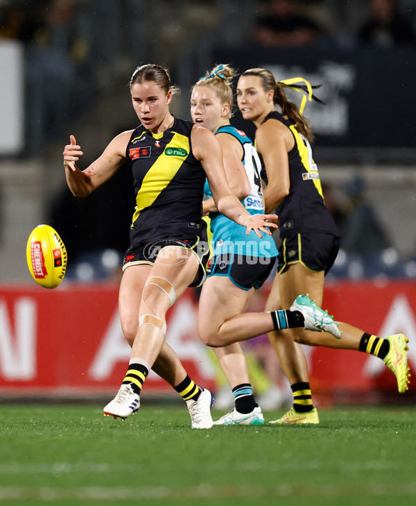 AFLW 2024 Round 05 - Richmond v Port Adelaide - A-54320408