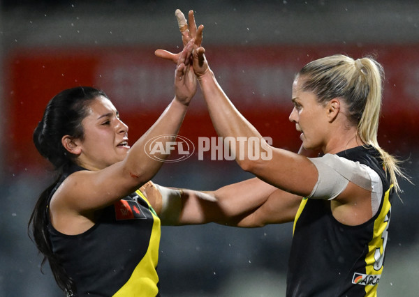 AFLW 2024 Round 05 - Richmond v Port Adelaide - A-54320415