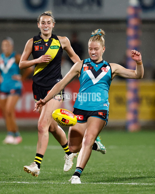 AFLW 2024 Round 05 - Richmond v Port Adelaide - A-54320424
