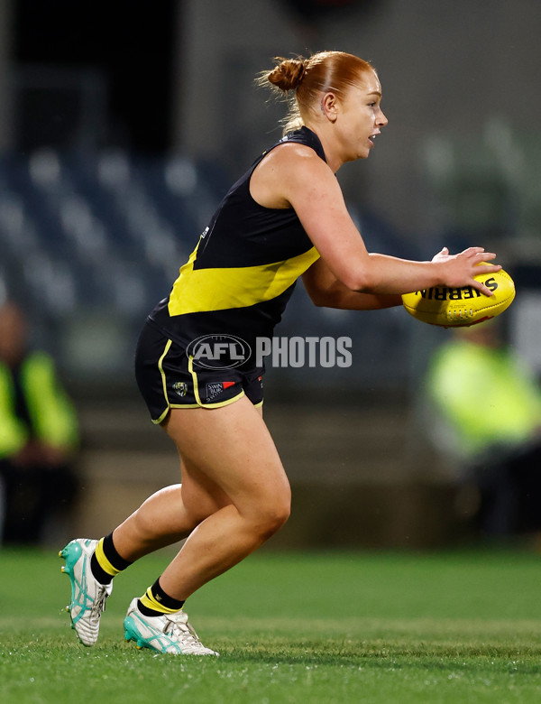 AFLW 2024 Round 05 - Richmond v Port Adelaide - A-54322984