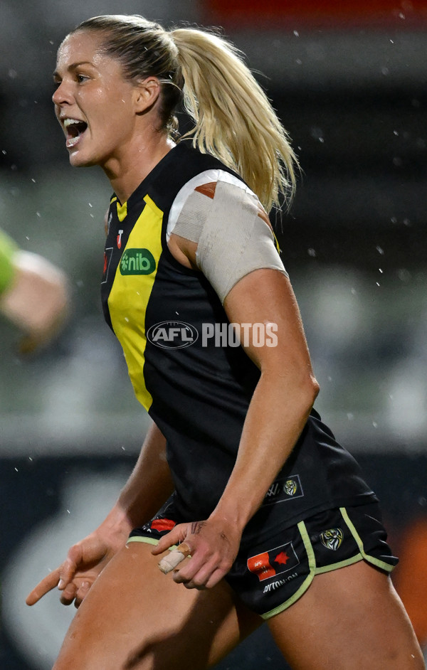 AFLW 2024 Round 05 - Richmond v Port Adelaide - A-54323029