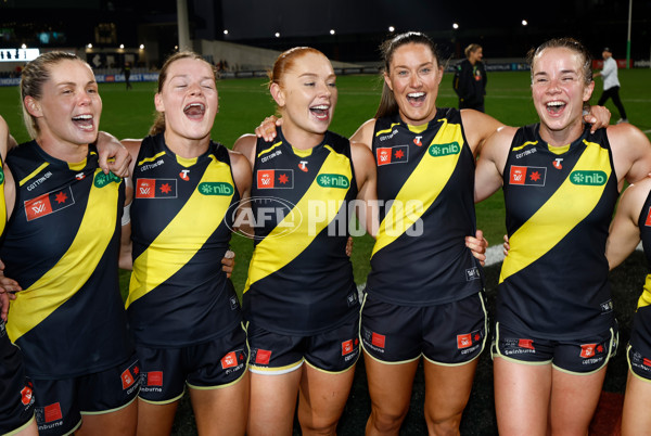 AFLW 2024 Round 05 - Richmond v Port Adelaide - A-54323043