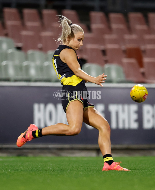 AFLW 2024 Round 05 - Richmond v Port Adelaide - A-54323064