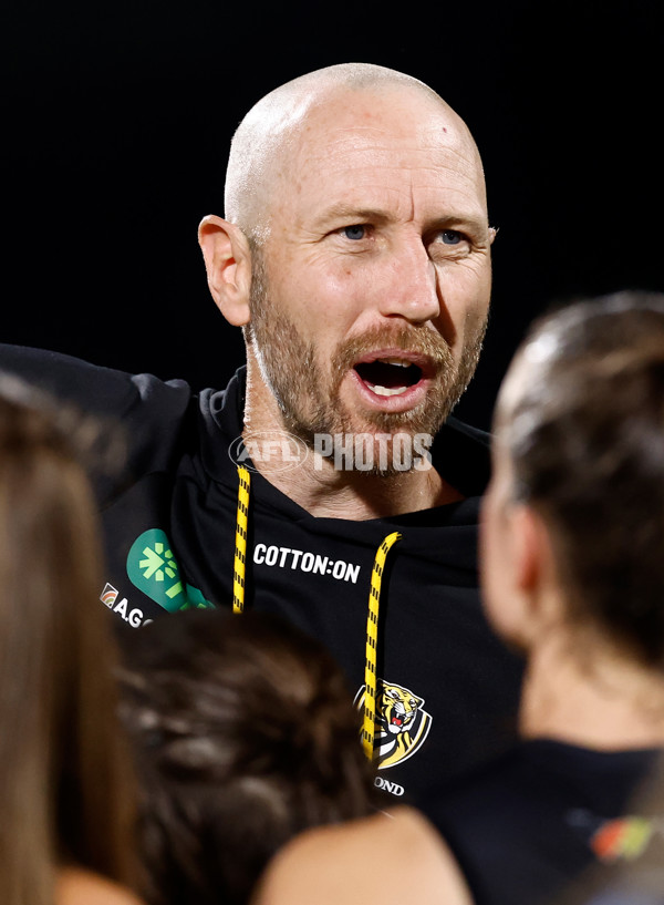 AFLW 2024 Round 05 - Richmond v Port Adelaide - A-54323102