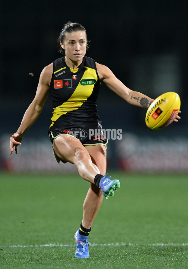 AFLW 2024 Round 05 - Richmond v Port Adelaide - A-54325331
