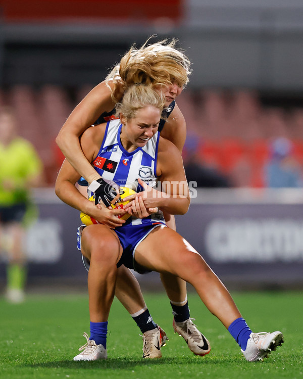 AFLW 2024 Round 05 - Carlton v North Melbourne - A-54331408