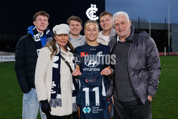 AFLW 2024 Round 05 - Carlton v North Melbourne - A-54332344