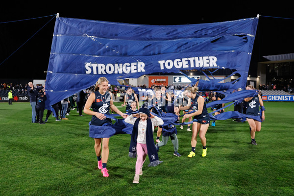 AFLW 2024 Round 05 - Carlton v North Melbourne - A-54332357