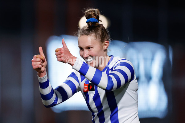 AFLW 2024 Round 05 - Carlton v North Melbourne - A-54332433