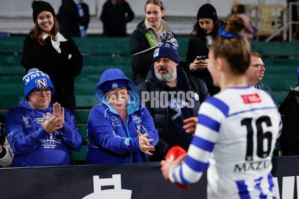 AFLW 2024 Round 05 - Carlton v North Melbourne - A-54335028