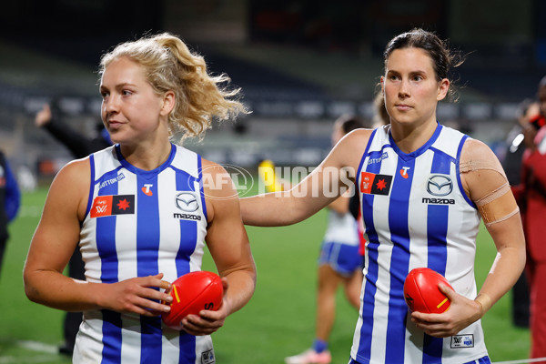 AFLW 2024 Round 05 - Carlton v North Melbourne - A-54335038