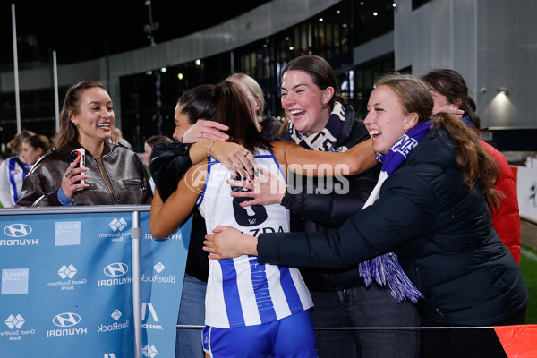 AFLW 2024 Round 05 - Carlton v North Melbourne - A-54336491