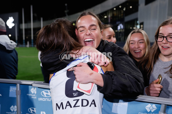 AFLW 2024 Round 05 - Carlton v North Melbourne - A-54336496