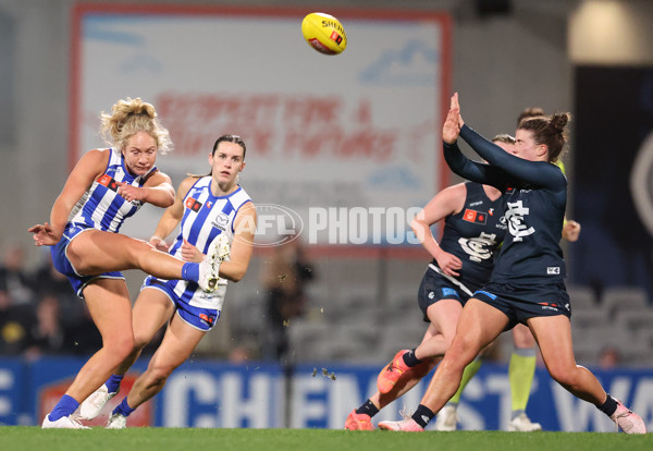 AFLW 2024 Round 05 - Carlton v North Melbourne - A-54336556