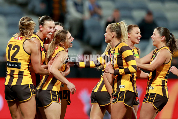 AFLW 2024 Round 05 - Geelong v Hawthorn - A-54344751