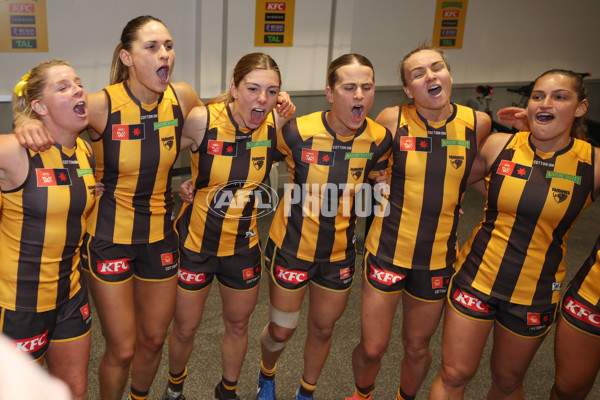 AFLW 2024 Round 05 - Geelong v Hawthorn - A-54347488