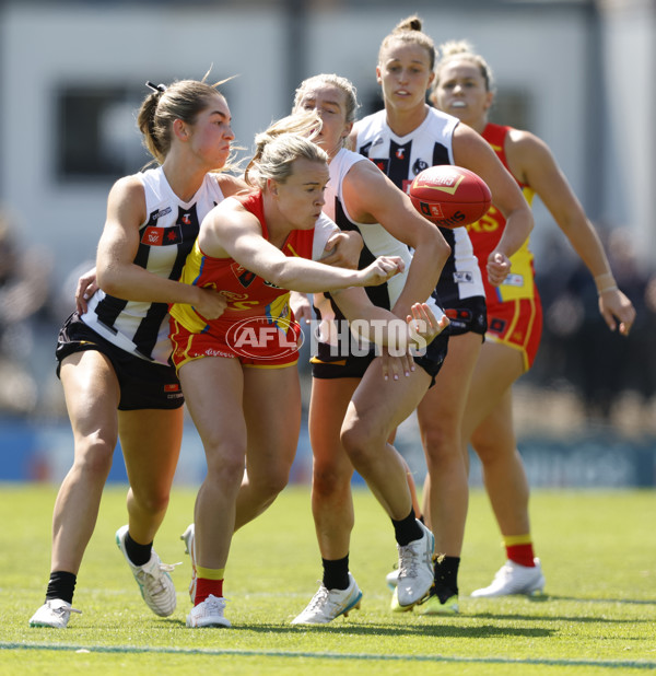 AFLW 2024 Round 05 - Collingwood v Gold Coast - A-54358803