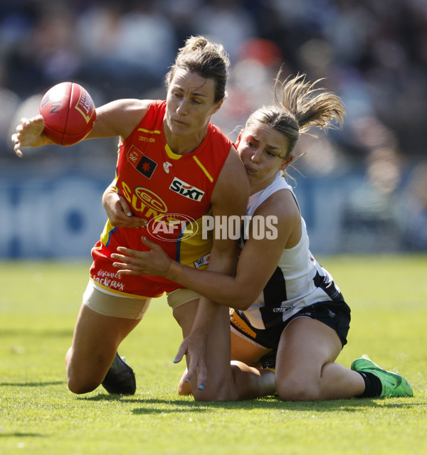 AFLW 2024 Round 05 - Collingwood v Gold Coast - A-54361241