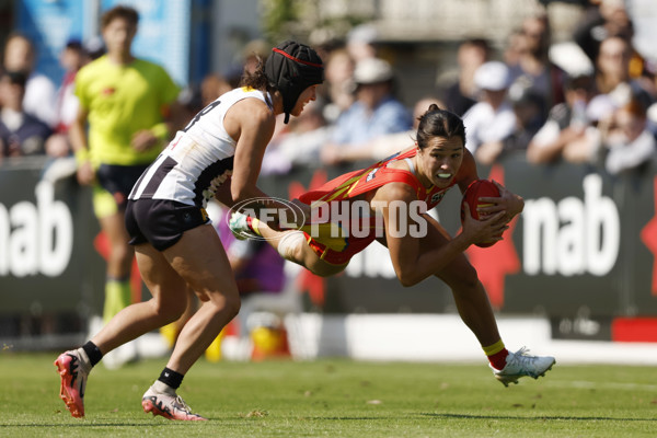 AFLW 2024 Round 05 - Collingwood v Gold Coast - A-54361325