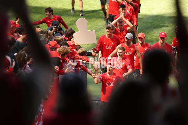 AFL 2024 Training - Sydney 270924 - A-54363691