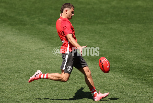 AFL 2024 Training - Sydney 270924 - A-54363700