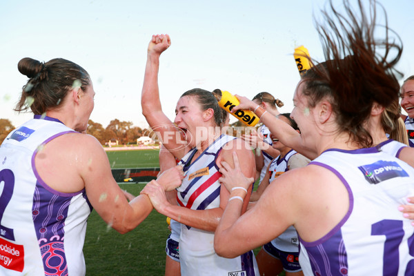 AFLW 2024 Round 05 - St Kilda v Fremantle - A-54370120