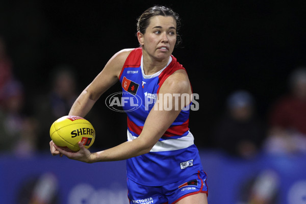 AFLW 2024 Round 05 - Western Bulldogs v Sydney - A-54372596