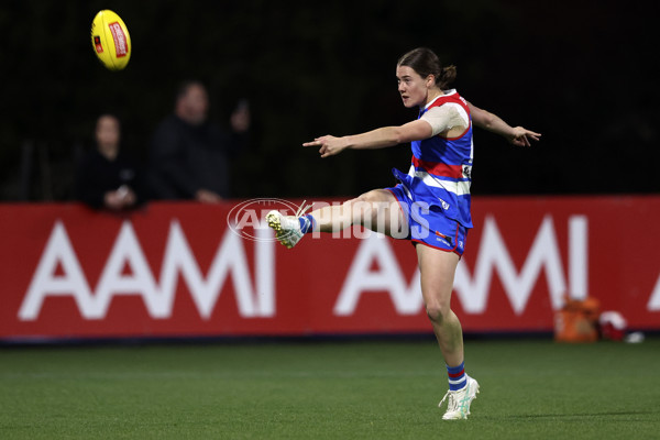 AFLW 2024 Round 05 - Western Bulldogs v Sydney - A-54375137