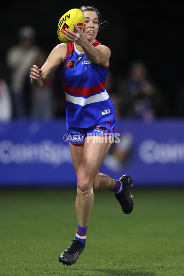 AFLW 2024 Round 05 - Western Bulldogs v Sydney - A-54375165