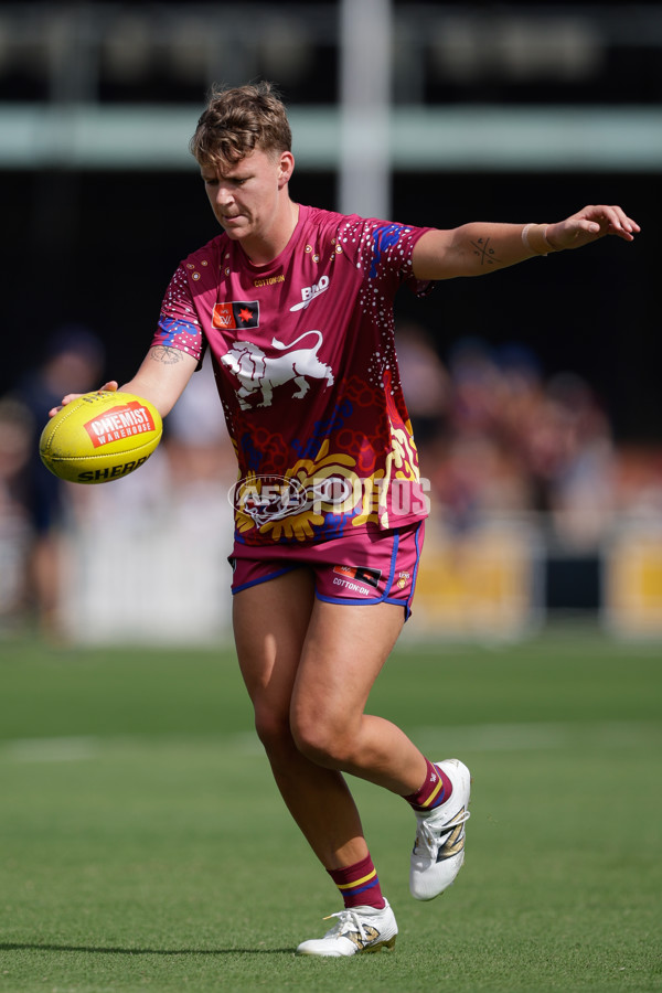 AFLW 2024 Round 05 - Brisbane v Adelaide - A-54461254