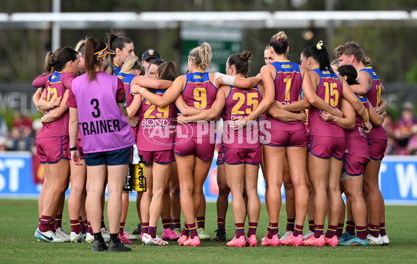AFLW 2024 Round 05 - Brisbane v Adelaide - A-54461275