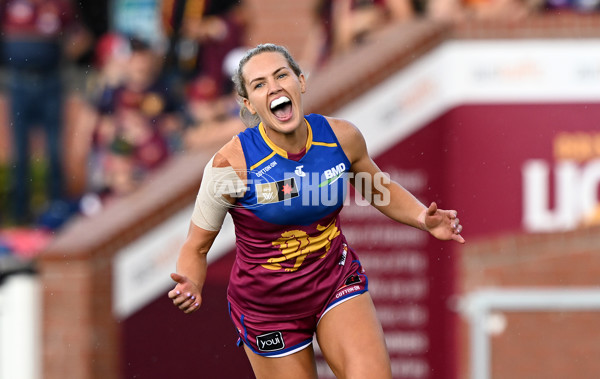 AFLW 2024 Round 05 - Brisbane v Adelaide - A-54461283