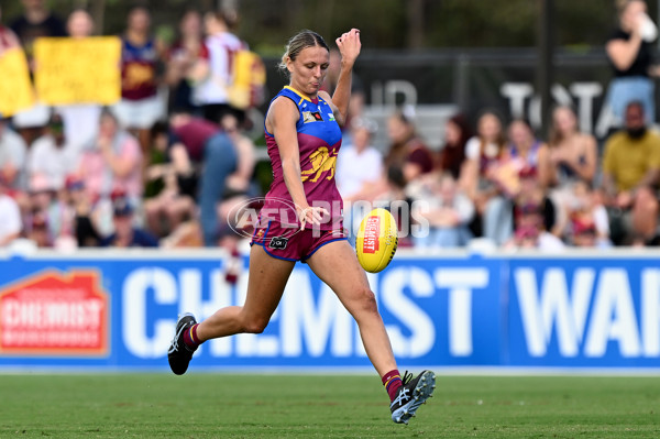 AFLW 2024 Round 05 - Brisbane v Adelaide - A-54461312