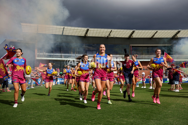 AFLW 2024 Round 05 - Brisbane v Adelaide - A-54462063