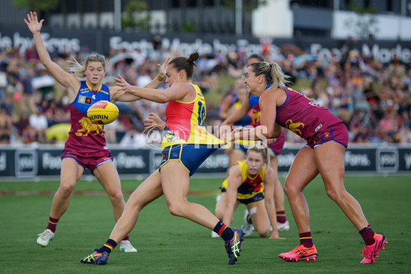 AFLW 2024 Round 05 - Brisbane v Adelaide - A-54464055
