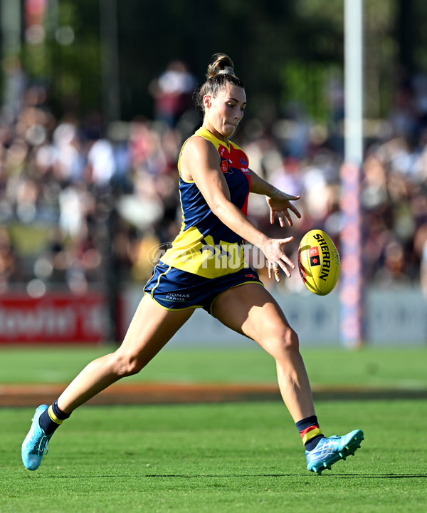 AFLW 2024 Round 05 - Brisbane v Adelaide - A-54464126
