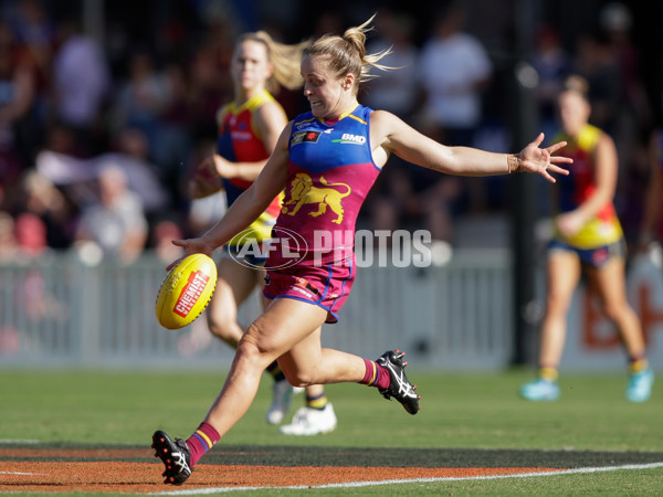 AFLW 2024 Round 05 - Brisbane v Adelaide - A-54464136