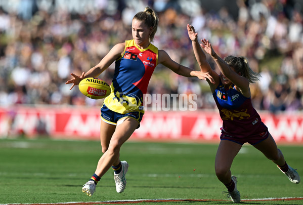 AFLW 2024 Round 05 - Brisbane v Adelaide - A-54464678