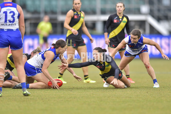 AFLW 2024 Round 05 - North Melbourne v Richmond - A-54464681