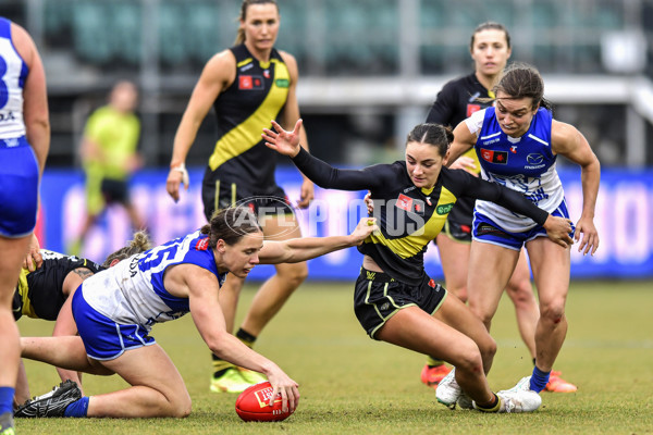 AFLW 2024 Round 05 - North Melbourne v Richmond - A-54466788