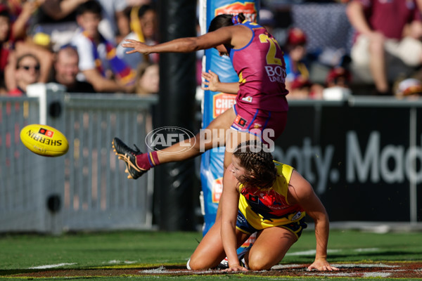 AFLW 2024 Round 05 - Brisbane v Adelaide - A-54467399