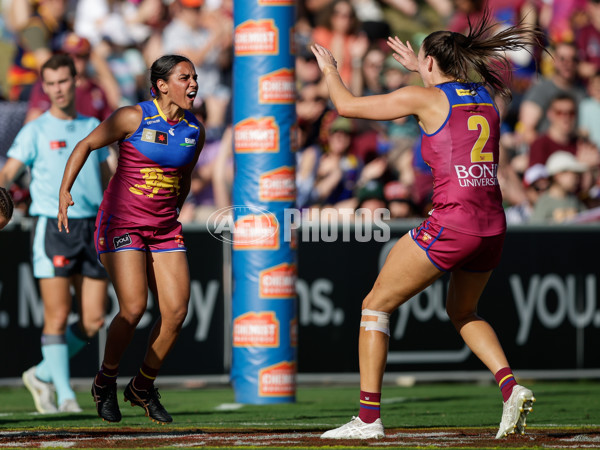 AFLW 2024 Round 05 - Brisbane v Adelaide - A-54467402