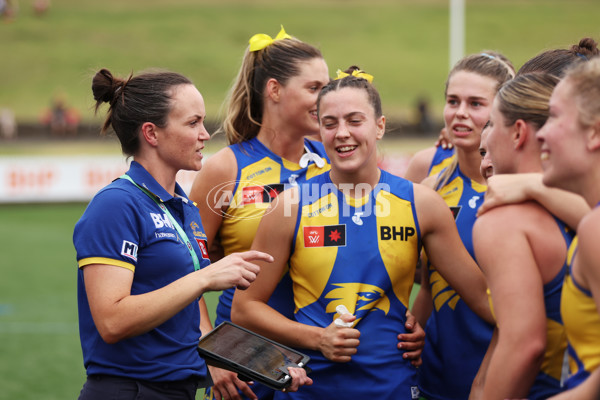 AFLW 2024 Round 05 - GWS v West Coast - A-54469470