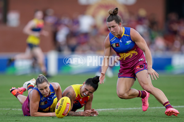 AFLW 2024 Round 05 - Brisbane v Adelaide - A-54470135