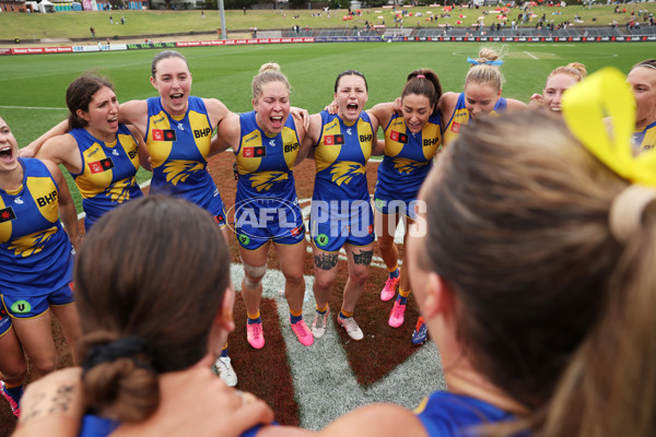 AFLW 2024 Round 05 - GWS v West Coast - A-54470196