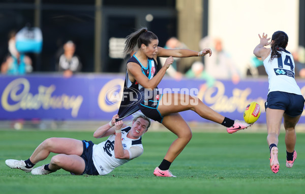 AFLW 2024 Round 05 - Port Adelaide v Carlton - A-54472514