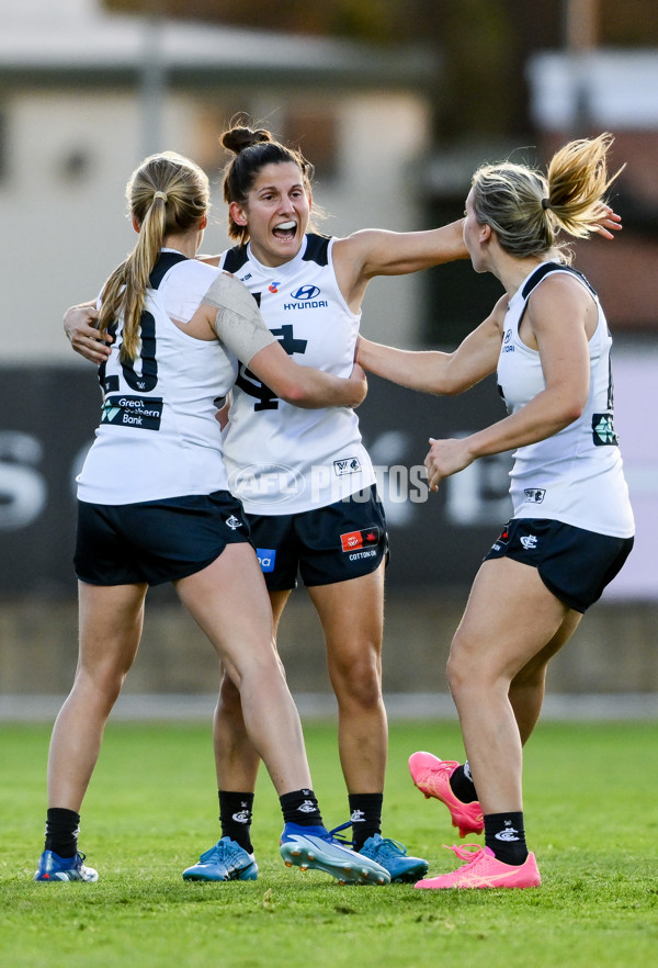 AFLW 2024 Round 05 - Port Adelaide v Carlton - A-54475384