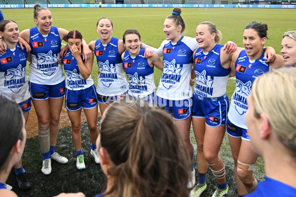 AFLW 2024 Round 05 - North Melbourne v Richmond - A-54475423