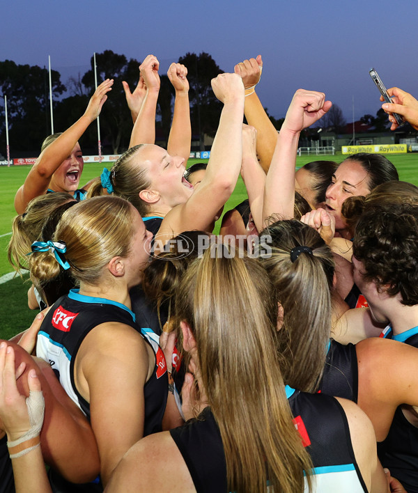 AFLW 2024 Round 05 - Port Adelaide v Carlton - A-54475439